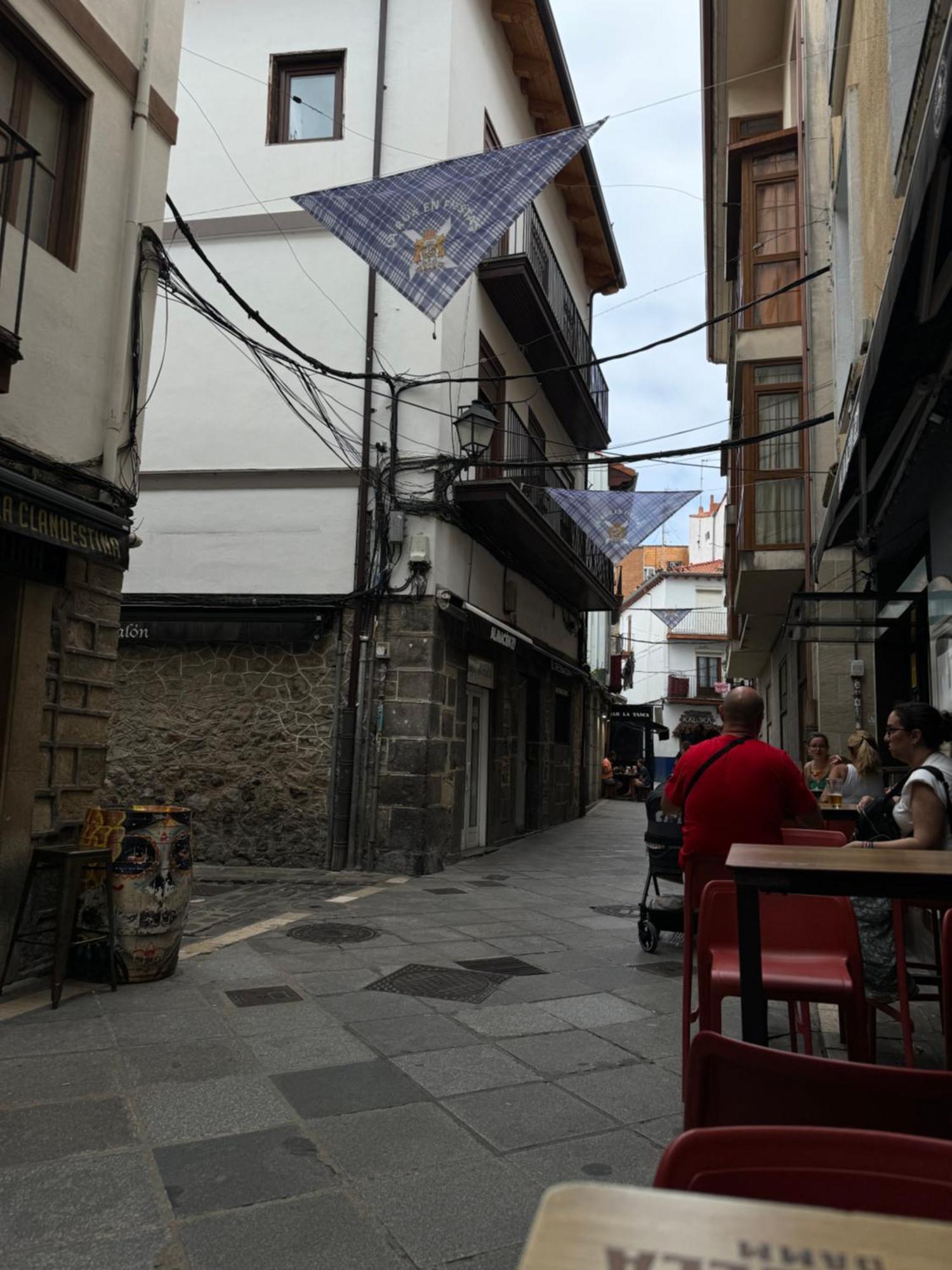 Ferienwohnung La Zona Mas Animada De Castro, Bares Y Restaurantes Castro Urdiales Exterior foto